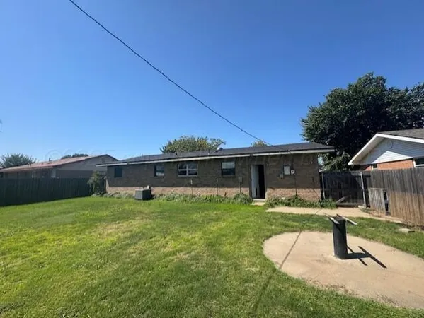 $148,000 | 2121 Colgate Drive, Perryton, TX 79070