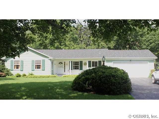 12 Stuyvesant Road Pittsford, NY 14534 - Photo 1 of 1 Exterior Front