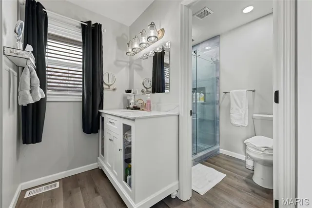 $440,000 | 266 Savoy Drive, Lake St. Louis, MO 63367