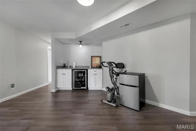 $440,000 | 266 Savoy Drive, Lake St. Louis, MO 63367