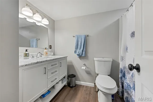 $440,000 | 266 Savoy Drive, Lake St. Louis, MO 63367