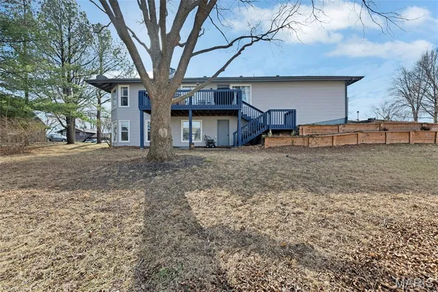 $440,000 | 266 Savoy Drive, Lake St. Louis, MO 63367