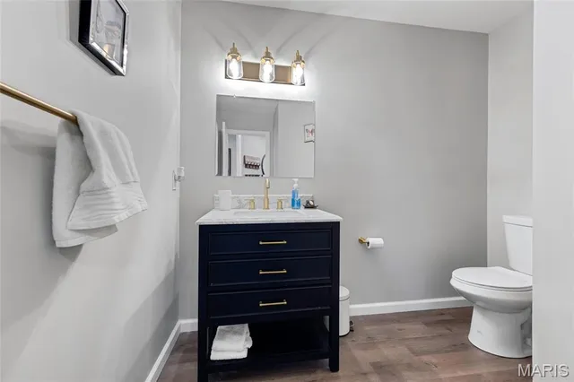 $440,000 | 266 Savoy Drive, Lake St. Louis, MO 63367