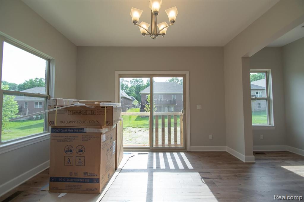 5479 Woodfall Road Clarkston, MI 48348 - Photo 19 of 31
