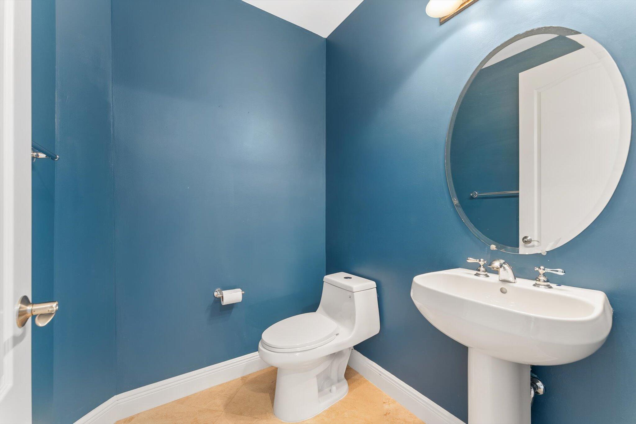 604 Northeast Francesca Lane Boca Raton, FL 33487 - Photo 33 of 58 2nd floor half bath