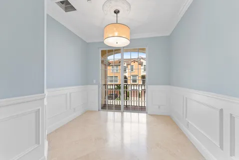 $975,000 | 604 Northeast Francesca Lane, Boca Raton, FL 33487