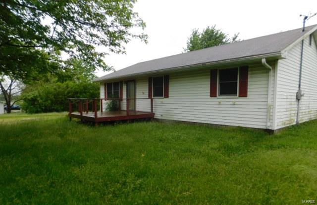 204 South Public Road Fieldon, IL 62031 - Photo 3 of 12
