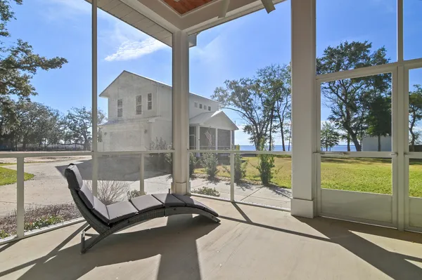 $1,589,000 | 315 Red Barn Road, Freeport, FL 32439