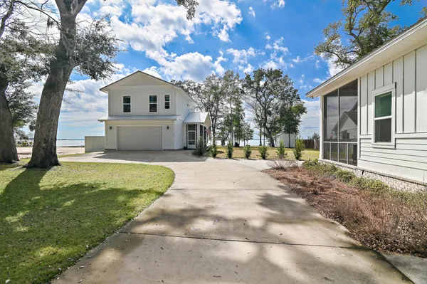 $1,589,000 | 315 Red Barn Road, Freeport, FL 32439