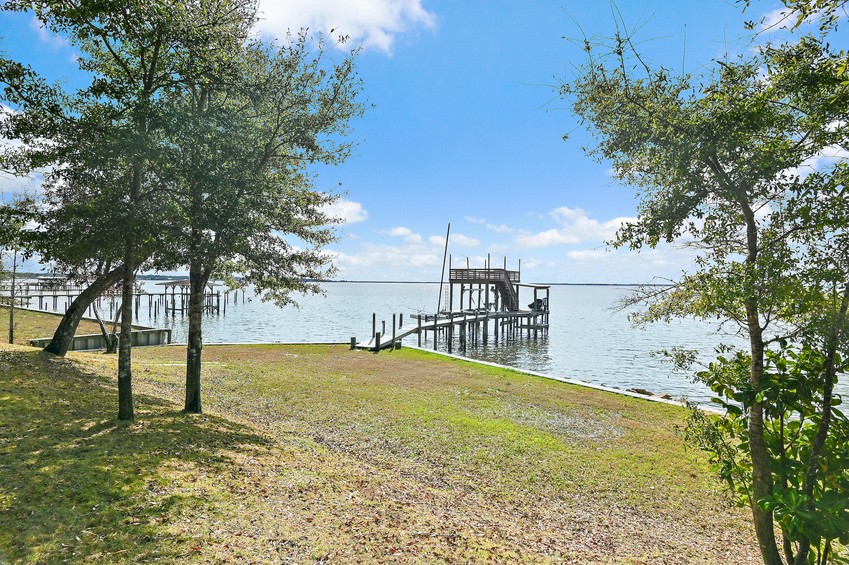 315 Red Barn Road Freeport, FL 32439 - Photo 29 of 63 .