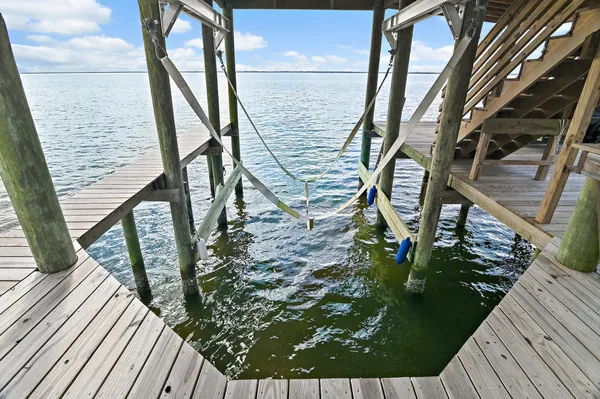 $1,589,000 | 315 Red Barn Road, Freeport, FL 32439