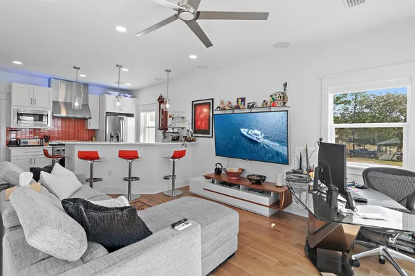 $1,589,000 | 315 Red Barn Road, Freeport, FL 32439