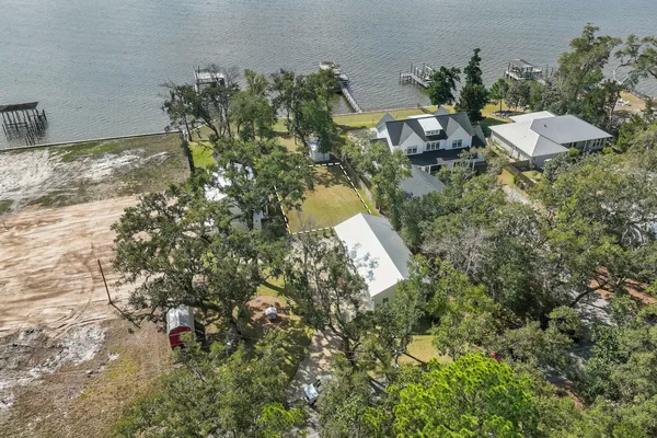 $1,589,000 | 315 Red Barn Road, Freeport, FL 32439