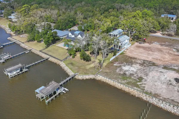 $1,589,000 | 315 Red Barn Road, Freeport, FL 32439
