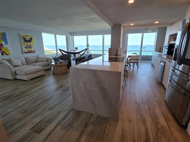 $1,200,000 | 5550 North Ocean Drive, Unit 11C, Singer Island, FL 33404