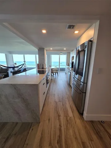 $1,200,000 | 5550 North Ocean Drive, Unit 11C, Singer Island, FL 33404