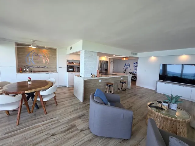 $1,200,000 | 5550 North Ocean Drive, Unit 11C, Singer Island, FL 33404