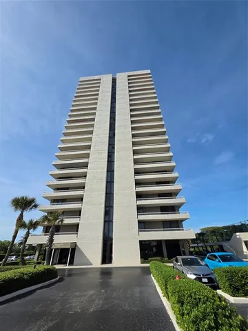 $1,200,000 | 5550 North Ocean Drive, Unit 11C, Singer Island, FL 33404