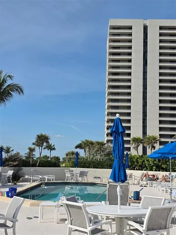 $1,200,000 | 5550 North Ocean Drive, Unit 11C, Singer Island, FL 33404