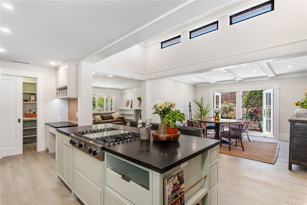 26325 Silver Spur Road Rancho Palos Verdes, CA 90275 - Photo 4 of 48 Gallery Image 4