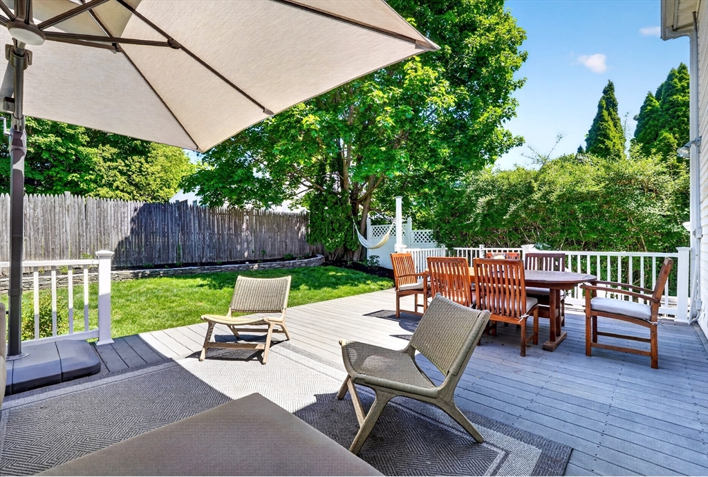 214 Laurel Street Melrose, MA 02176 - Photo 27 of 37