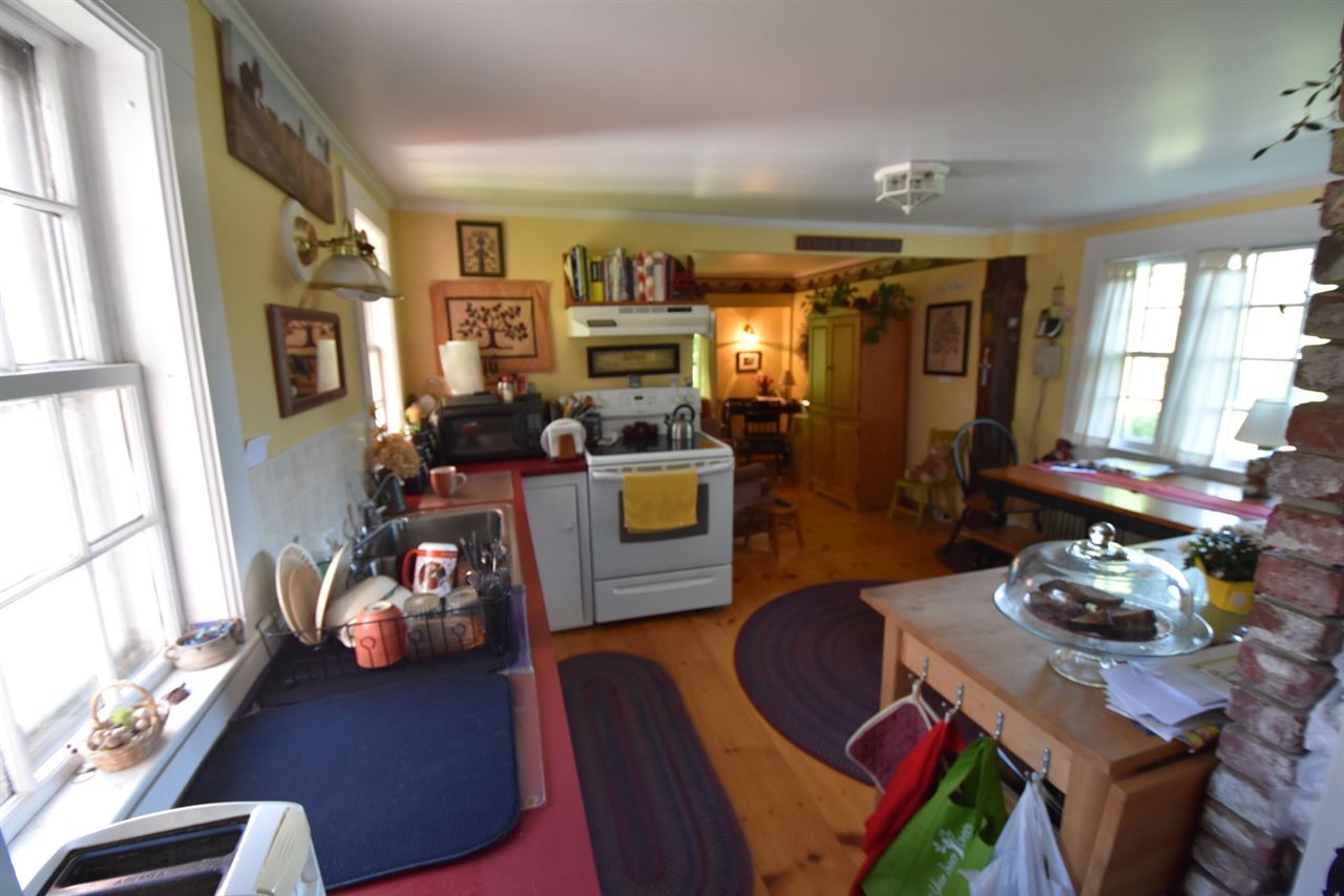 253 Sanborn Road Tilton, NH 03276 - Photo 16 of 32