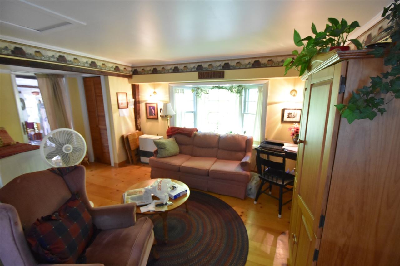253 Sanborn Road Tilton, NH 03276 - Photo 21 of 32