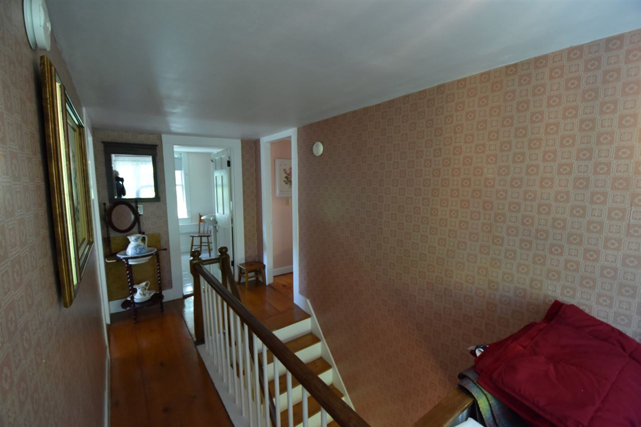 253 Sanborn Road Tilton, NH 03276 - Photo 23 of 32