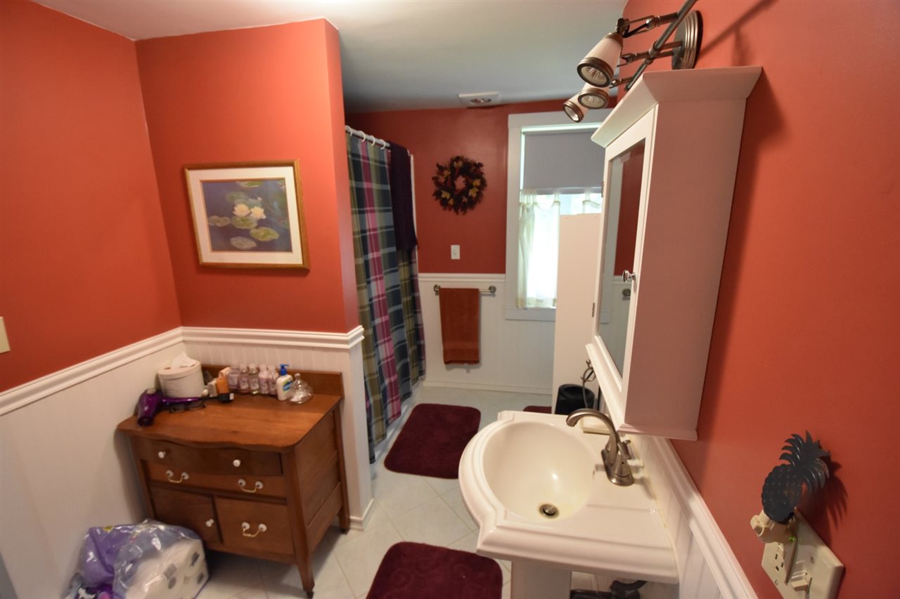253 Sanborn Road Tilton, NH 03276 - Photo 26 of 32
