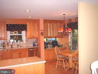149 Brookside Road Newtown Square, PA 19073 - Photo 3 of 6