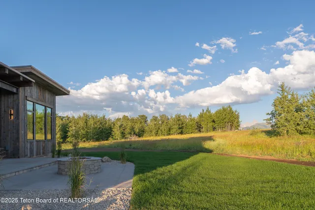 $1,975,000 | 9731 Buck Town Boulevard, Tetonia, ID 83452