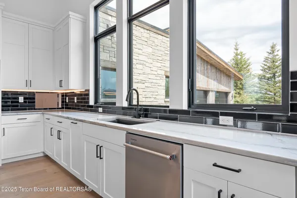 $1,850,000 | 9731 Buck Town Boulevard, Tetonia, ID 83452
