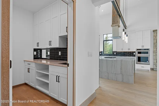 $1,975,000 | 9731 Buck Town Boulevard, Tetonia, ID 83452