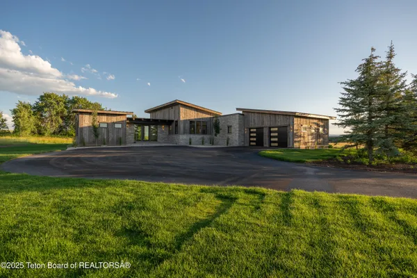 $1,850,000 | 9731 Buck Town Boulevard, Tetonia, ID 83452