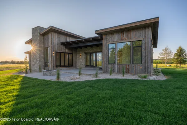 $1,850,000 | 9731 Buck Town Boulevard, Tetonia, ID 83452