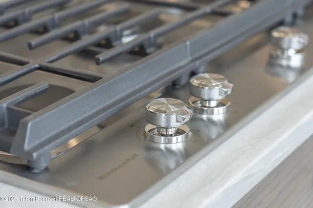 $1,975,000 | 9731 Buck Town Boulevard, Tetonia, ID 83452