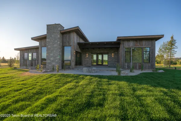 $1,850,000 | 9731 Buck Town Boulevard, Tetonia, ID 83452