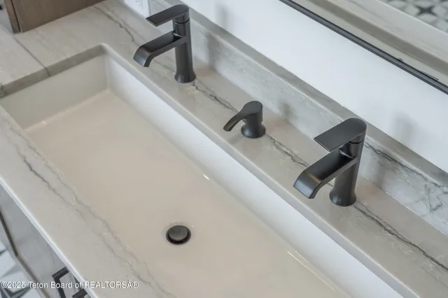 $1,975,000 | 9731 Buck Town Boulevard, Tetonia, ID 83452