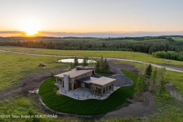$1,975,000 | 9731 Buck Town Boulevard, Tetonia, ID 83452