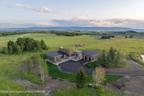 $1,850,000 | 9731 Buck Town Boulevard, Tetonia, ID 83452
