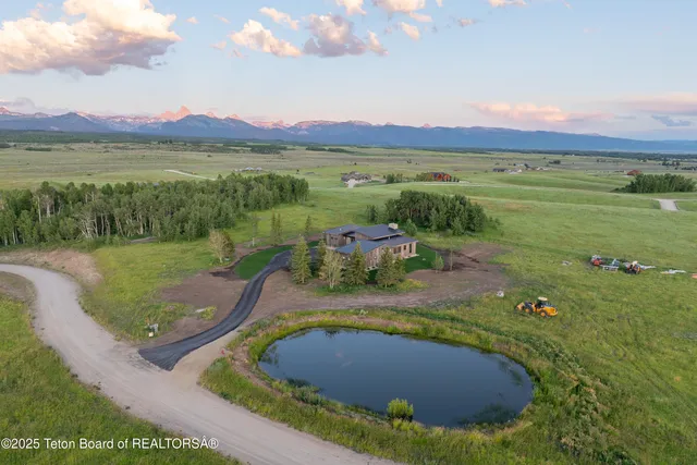 $1,975,000 | 9731 Buck Town Boulevard, Tetonia, ID 83452