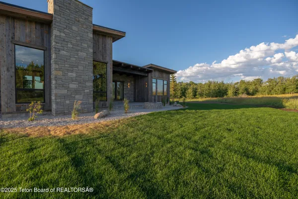 $1,850,000 | 9731 Buck Town Boulevard, Tetonia, ID 83452