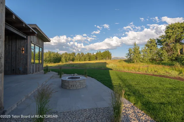 $1,975,000 | 9731 Buck Town Boulevard, Tetonia, ID 83452