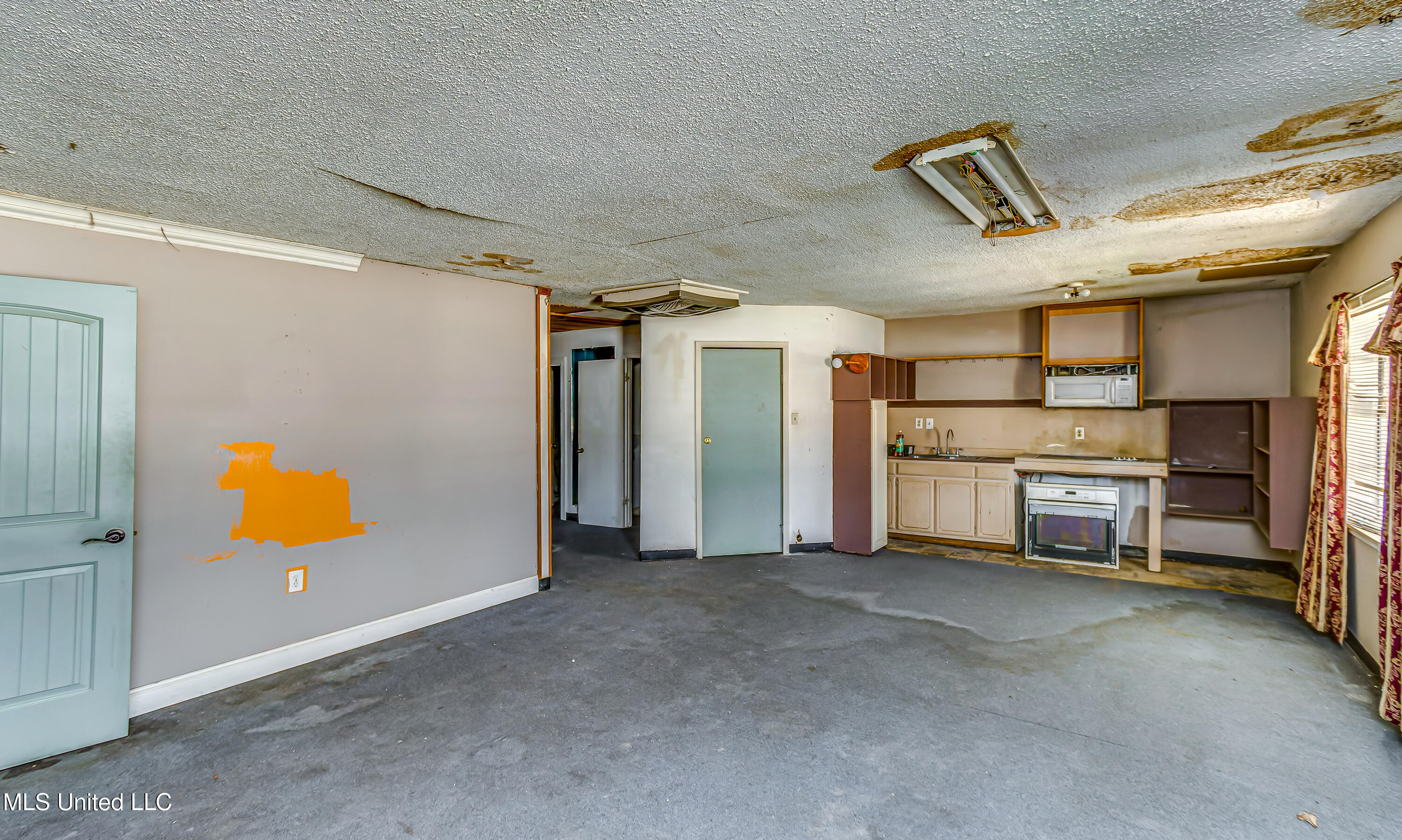 1403 Old Lake Road Brandon, MS 39042 - Photo 11 of 21 1403 Old Lake Rd-14