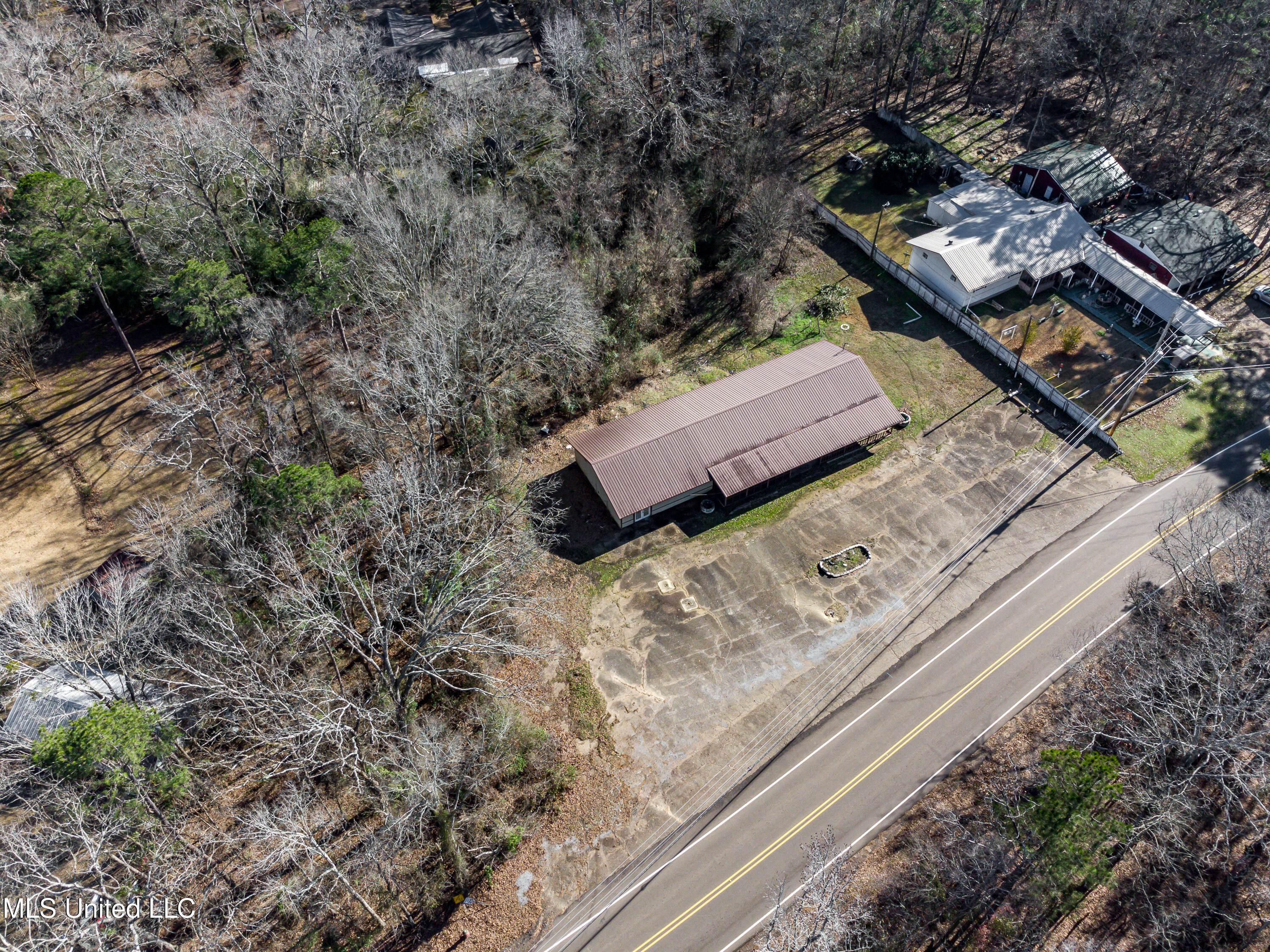 1403 Old Lake Road Brandon, MS 39042 - Photo 2 of 21 1403 Old Lake Rd drone-1
