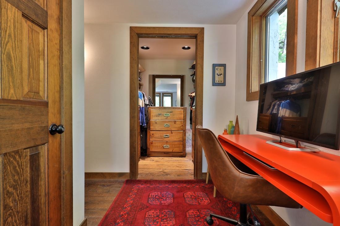 235 Upper Sparrow Hawk Road Rochester, VT 05767 - Photo 26 of 40