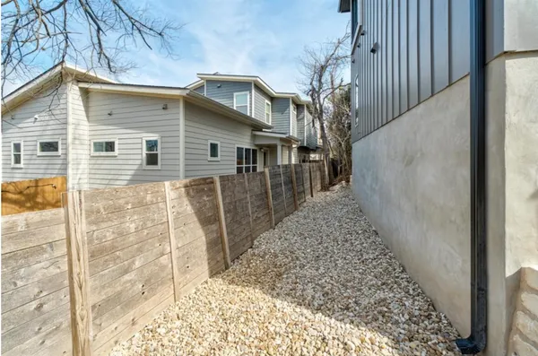 $3,650 | 1736 Bunche Road, Unit B3, Austin, TX 78721