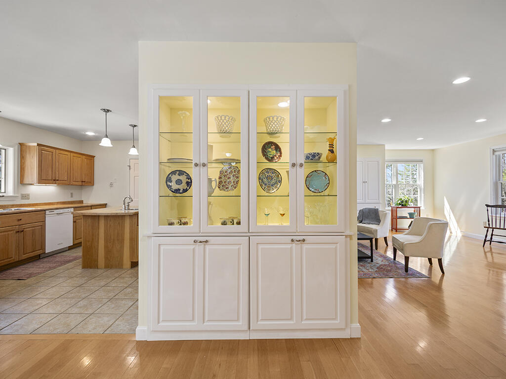 280 Pond Road Mount Vernon, ME 04352 - Photo 10 of 44 Custom china cabinet