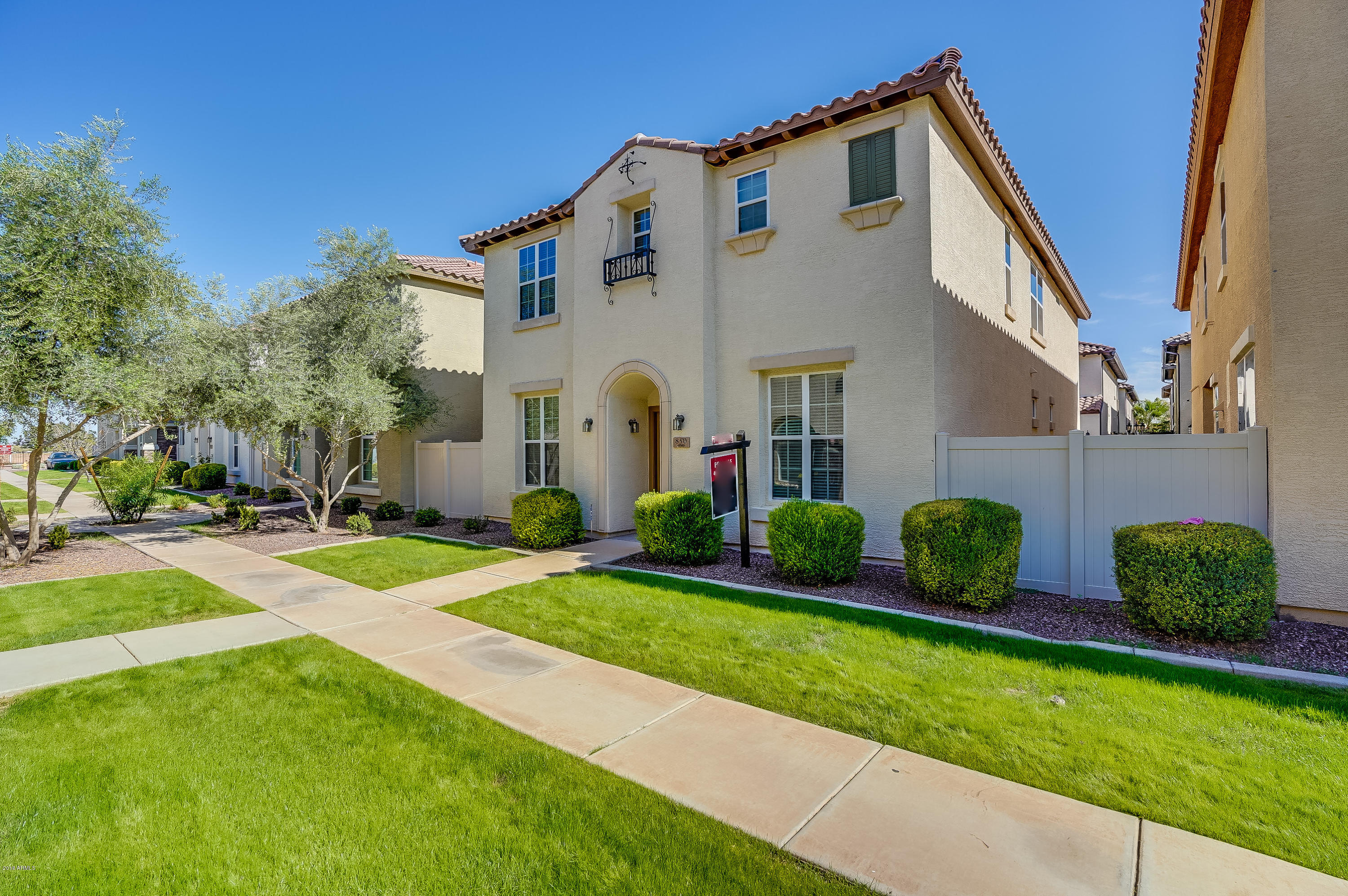 850 South Henry Lane Gilbert, AZ 85296 - Photo 2 of 55 Welcome Home!