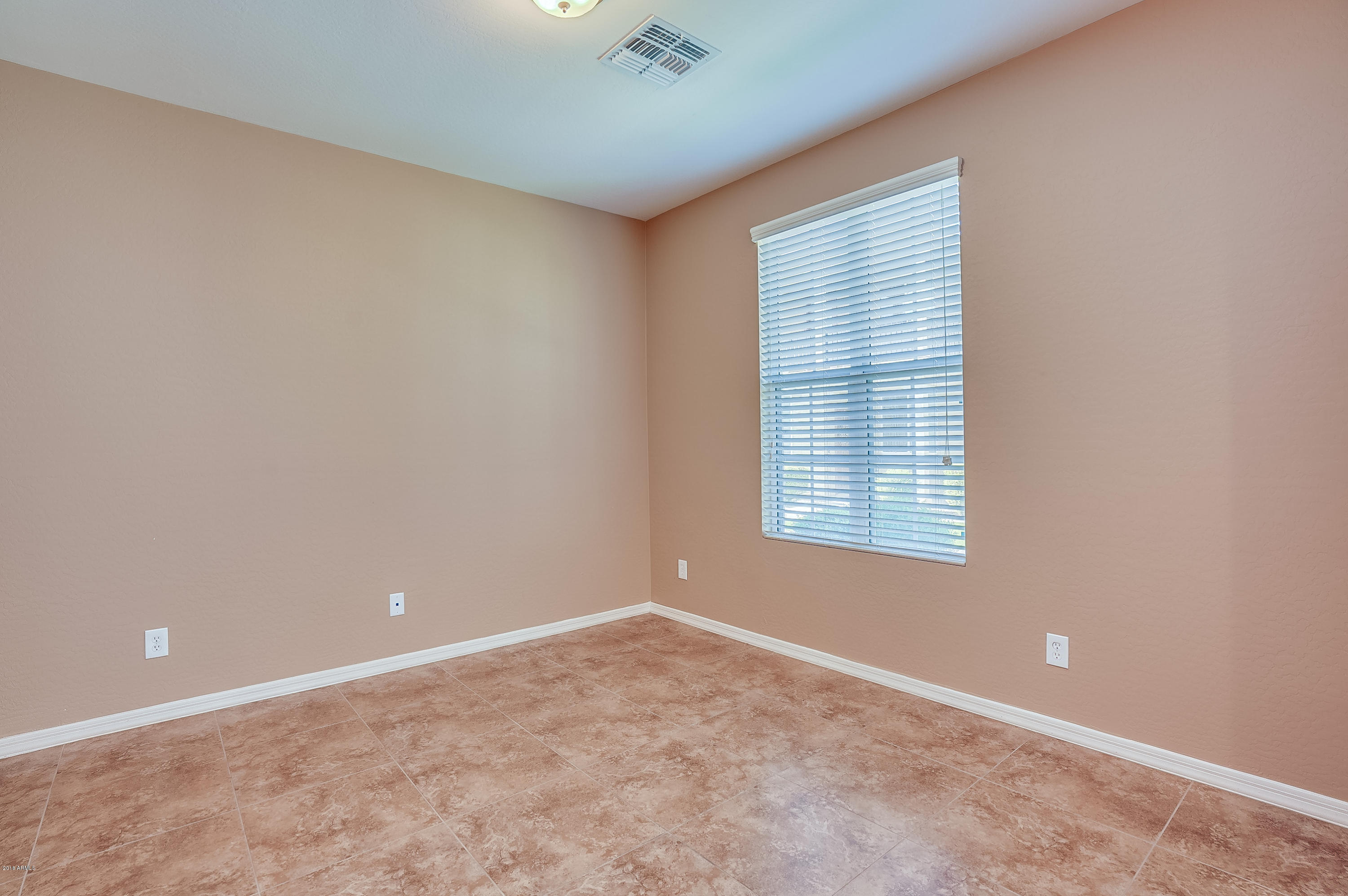 850 South Henry Lane Gilbert, AZ 85296 - Photo 6 of 55 Formal Living Room